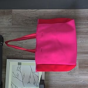 Summersault neoprene bag